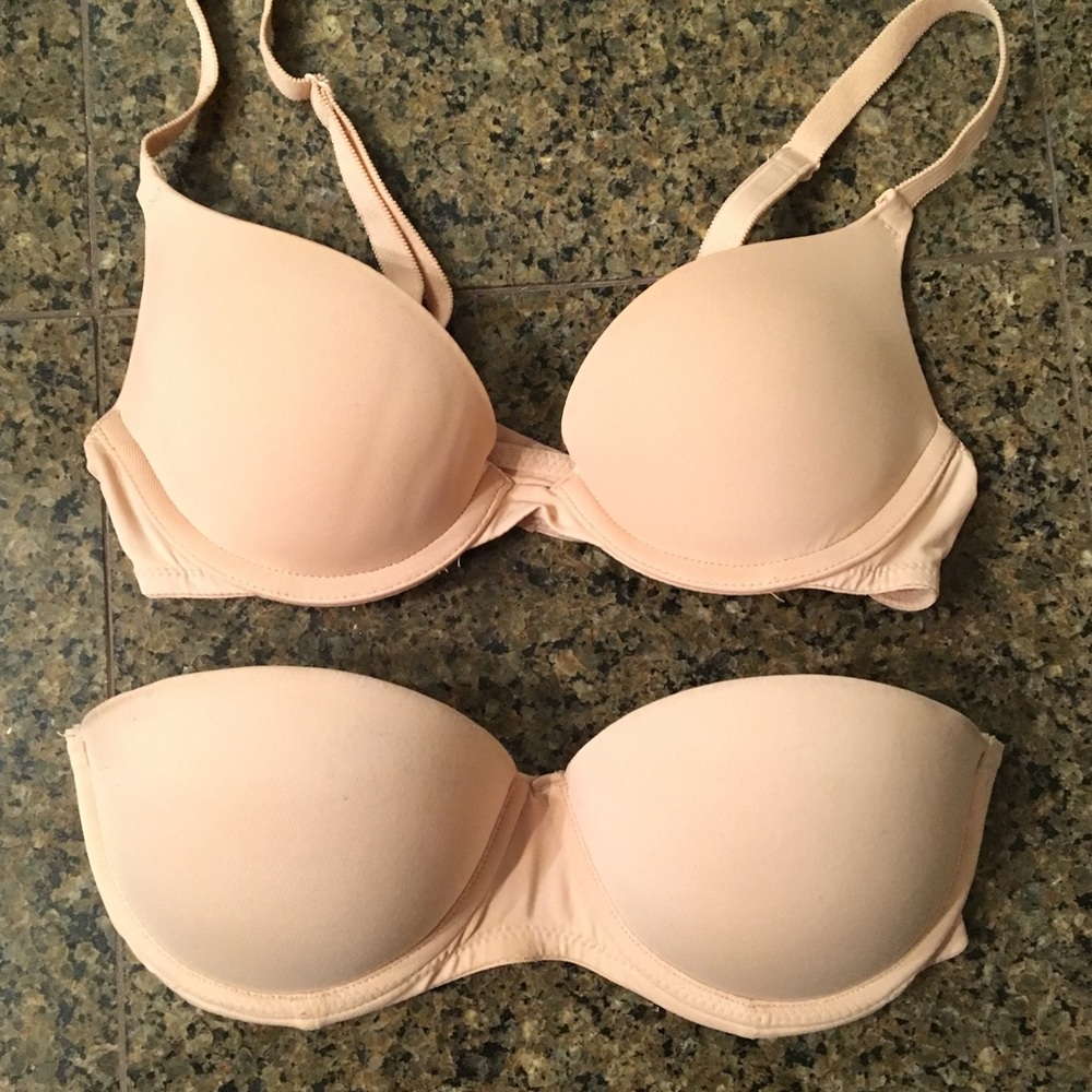✨New Listing!✨ vs PINK nude bra bundle